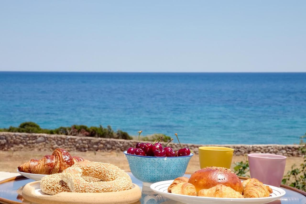 Aroura Homes 4Br Beachfront Villa Spétses Esterno foto