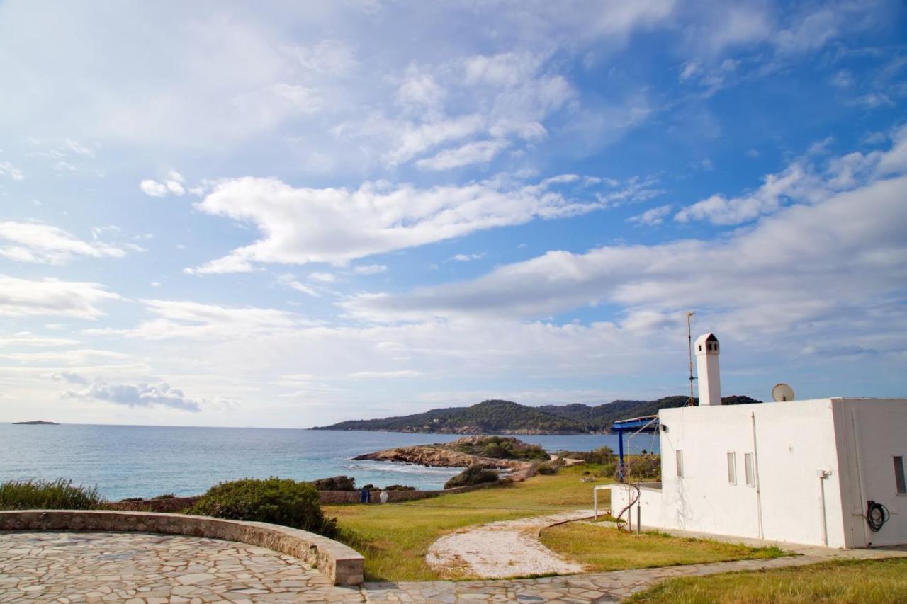 Aroura Homes 4Br Beachfront Villa Spétses Esterno foto