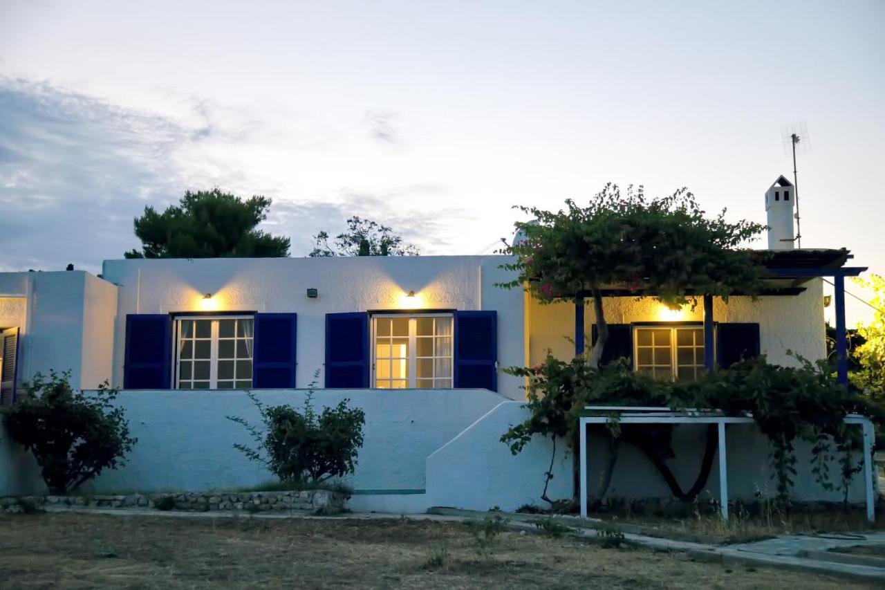 Aroura Homes 4Br Beachfront Villa Spétses Esterno foto