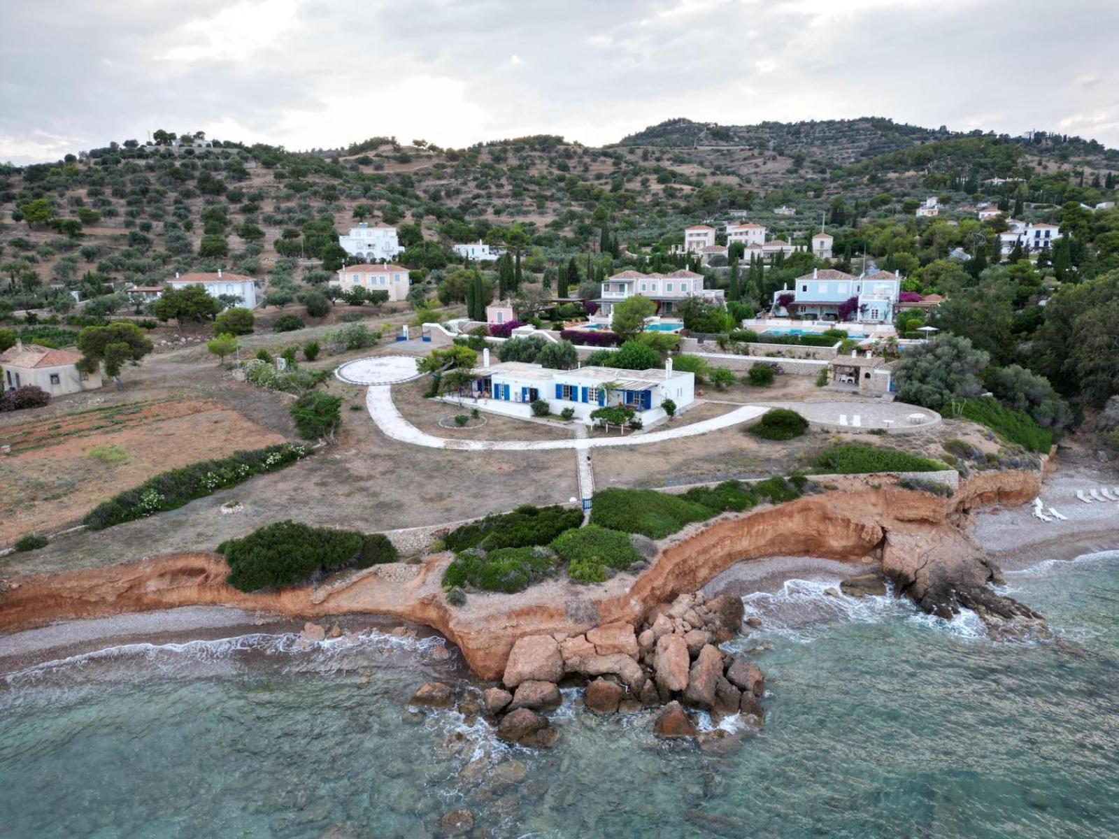 Aroura Homes 4Br Beachfront Villa Spétses Camera foto